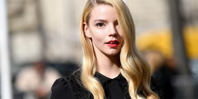 Last Night in Soho Star Anya Taylor-Joy on Singing, Signing With Dior – The  Hollywood Reporter