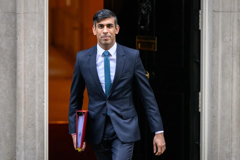 LONDON, ENGLAND - NOVEMBER 15: Britain's Prime Minister Rishi Sunak leaves number 10, Downing Street ahead of the weekly PMQ session in the House of Commons on November 15, 2023 in London, England. (Photo by Leon Neal/Getty Images)