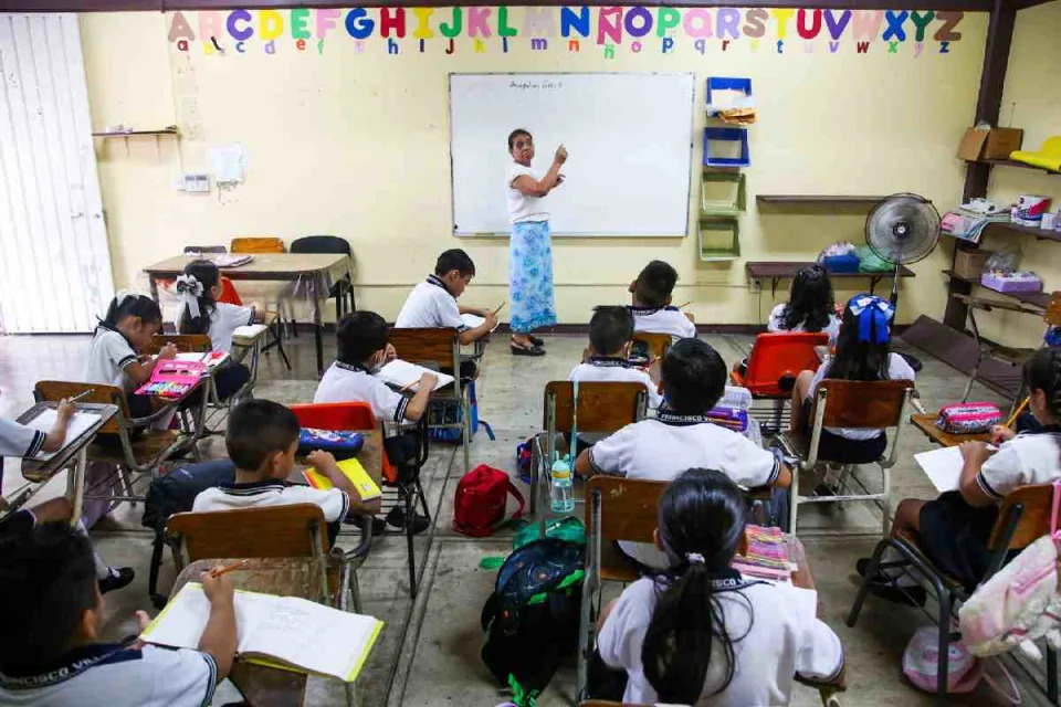 Sheinbaum Xochitl Máynez educación