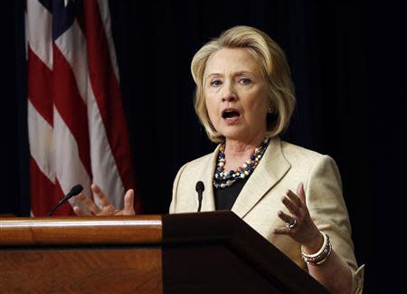 Former U.S. Secretary of State Hillary Clinton talks about Syria during an event at the White House in Washington, September 9, 2013. REUTERS/Kevin Lamarque