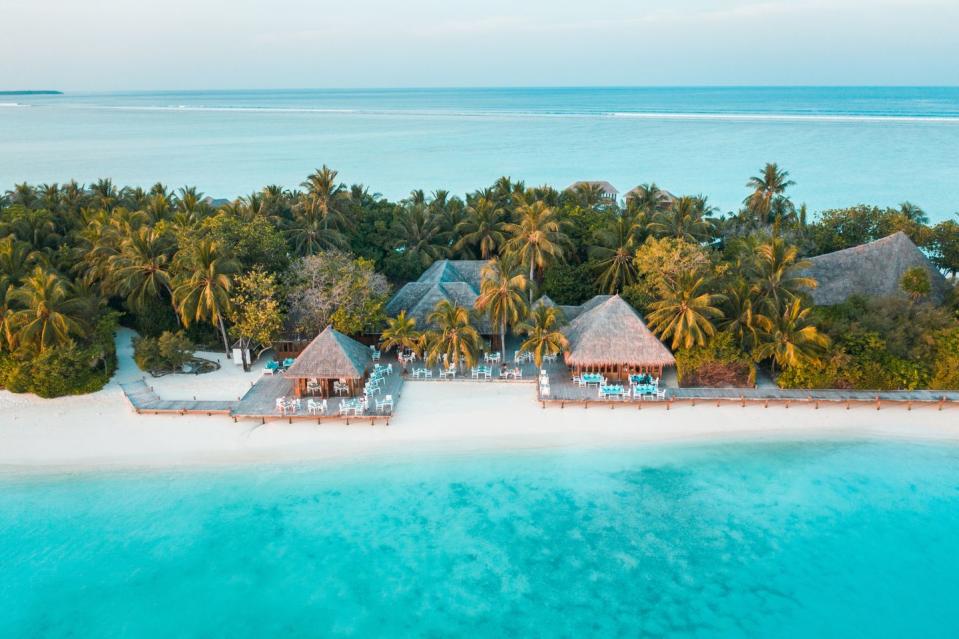 best hotels in maldives