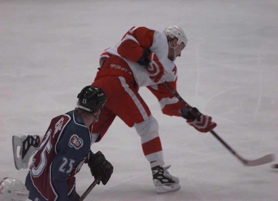 Detroit Red Wings' Sergei Fedorov shoots in the first period against the Colorado Avalanche in Game 6 of the Western Conference finals, May 26, 1997 at Joe Louis Arena.