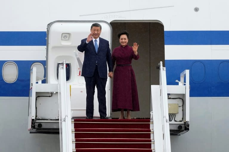 Der chinesische Präsident Xi Jinping ist zu seiner ersten Europareise seit der Corona-Pandemie in Paris eingetroffen. (Michel Euler)