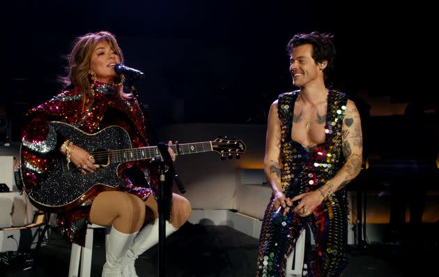 Harry was visibly beaming to be sharing the stage with Shania (Photo: Coachella/YouTube)