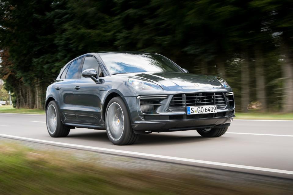 <p>2020 Porsche Macan Turbo</p>