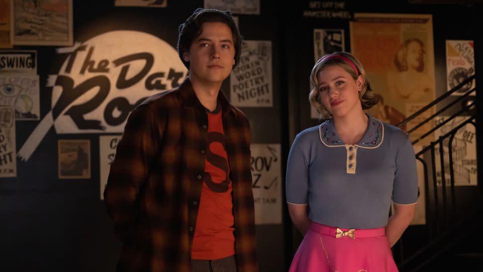 Riverdale -- "Chapter One Hundred Thirty-Seven: Goodbye, Riverdale" --  Cole Sprouse as Jughead Jones and Lili Reinhart as Betty Cooper  - Justine Yeung/The CW