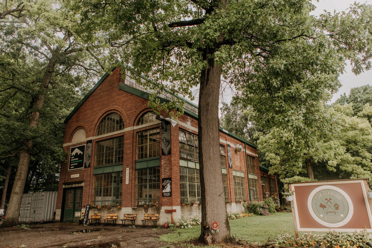 Veterans and immediate family members of veterans are now able to use GI Bill benefits at the Sam Beauford Woodworking Institute in Adrian.