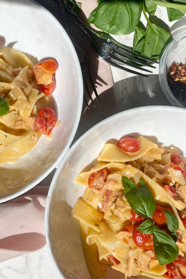 <p><a href="https://raganwallakekitchenette.com/smoked-salmon-pappardelle/" rel="nofollow noopener" target="_blank" data-ylk="slk:Ragan Wallake;elm:context_link;itc:0;sec:content-canvas" class="link ">Ragan Wallake</a></p>