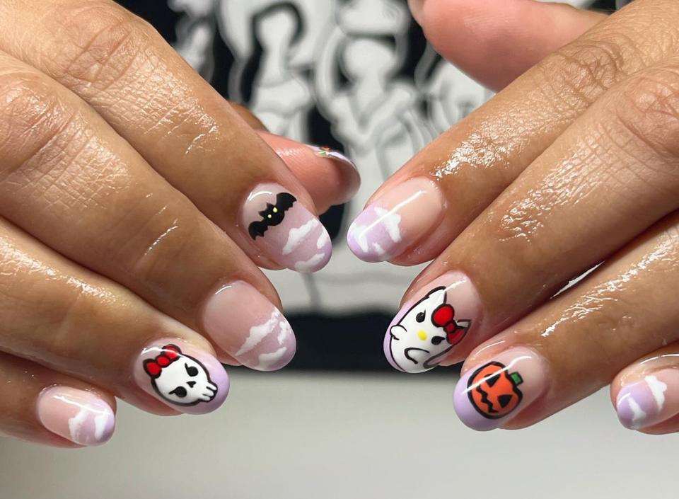 Hello Kitty Halloween Nails