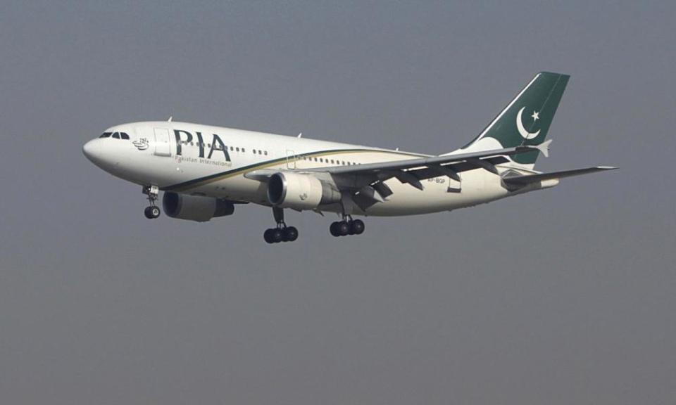 A Pakistan International Airlines plane