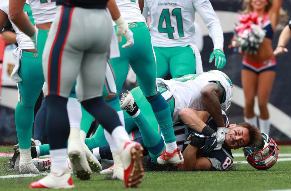 <p>New England Patriots wide receiver Danny Amendola catches for a touchdown in the first quarter against the Miami Dolphins at Gillette Stadium in Foxborough, Mass., on Sept. 18, 2016. (Photo by Jim Davis/The Boston Globe via Getty Images) </p>