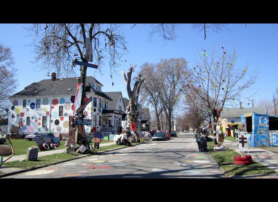 The Heidelberg Project: View from Heidelberg Street, Detroit. Photo: Michelle Figurski