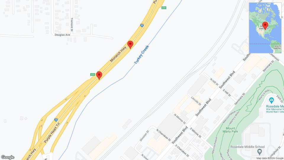 A detailed map that shows the affected road due to 'Broken down vehicle on northbound I-35 in Kansas City' on January 1st at 3:40 p.m.