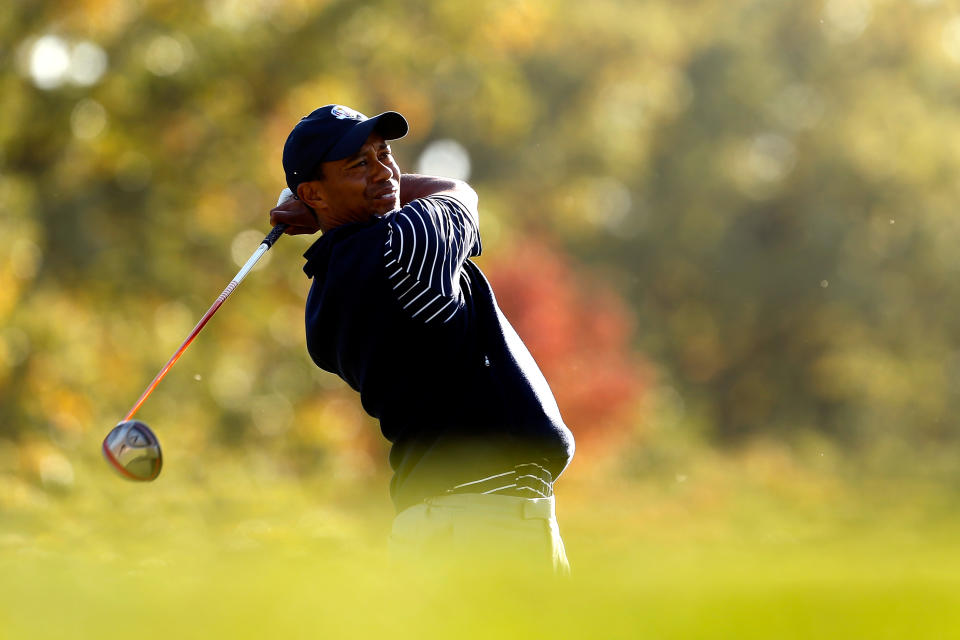 Tiger Woods of the USA hits a tee shot during day two of the Afternoon Four-Ball Matches for The 39th Ryder Cup at Medinah Country Club on September 29, 2012 in Medinah, Illinois. (Photo by Jamie Squire/Getty Images)