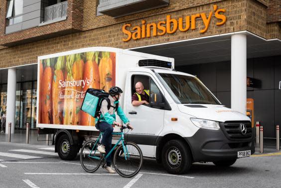 Sainbury’s and Deliveroo team up to offer hot takeaways, sweets and dips (Sainbury&#039;s)