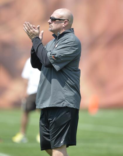 Mike Pettine went 7-9 in his rookie season as head coach of the Browns. (AP) 