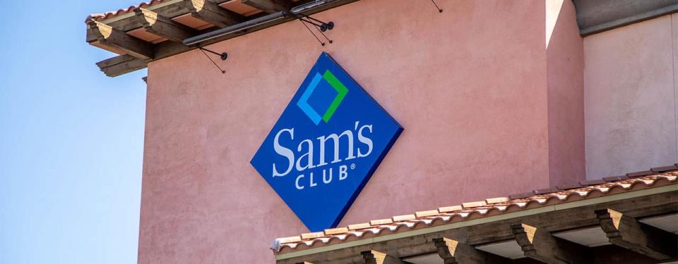 exterior storefront sign of Sams Club