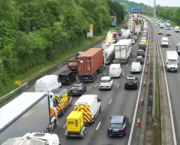 The queue on the M25 (Traffic Cameras)