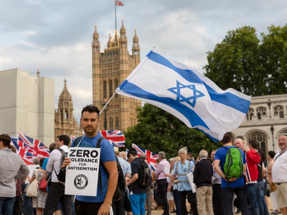 Labour antisemitism debate may have driven increase in anti-Jewish incidents in UK, report finds