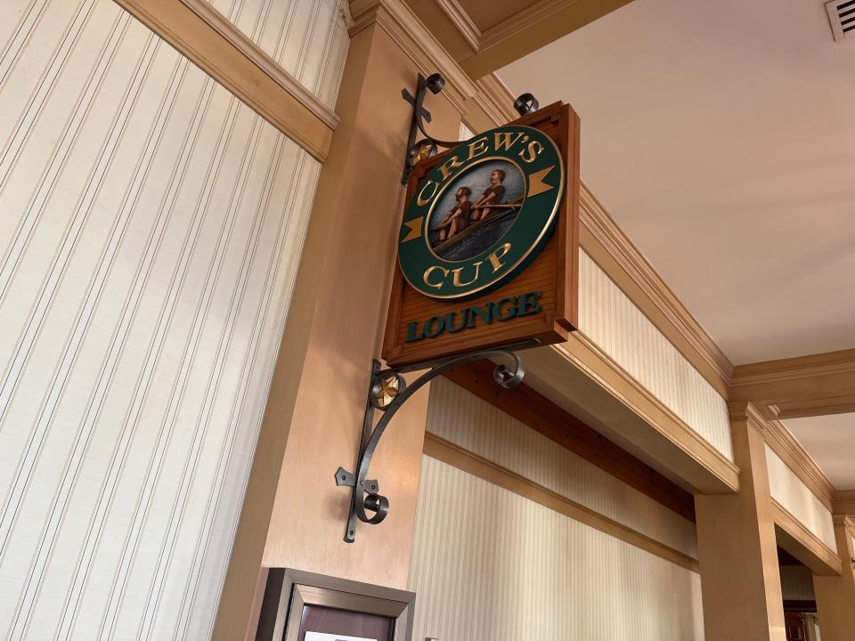 sign for crew's cup bar at disney's yacht club resort