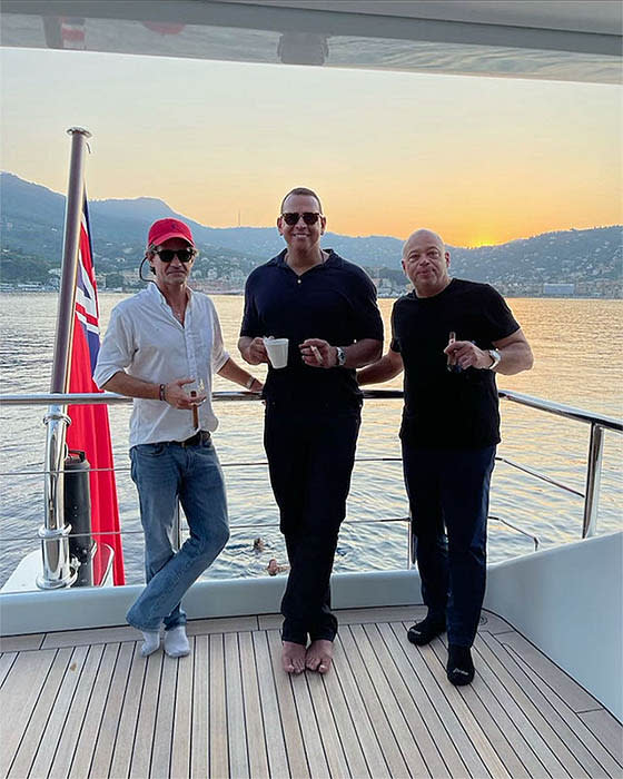 Alex Rodriguez celebra su 46 cumpleaños en Mónaco e Ibiza