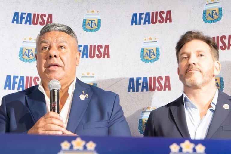 Claudio Tapia y Alejandro Domínguez en la inauguración del predio de AFA en Miami