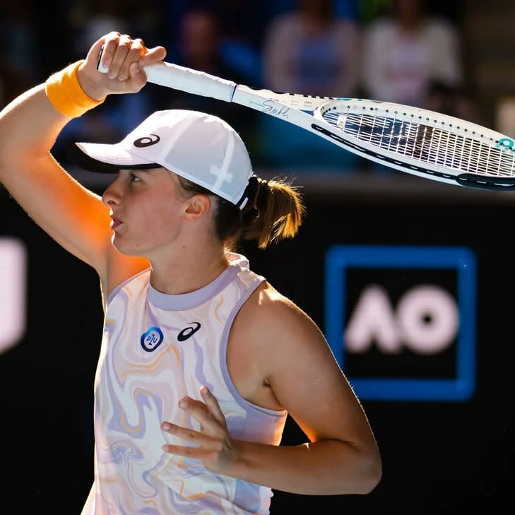 世界球后、波蘭女將斯威雅蒂(Iga Swiatek))今天(22日)在澳洲公開賽(Australian Open)第四輪慘遭淘汰。(Twitter/@iga_swiatek)