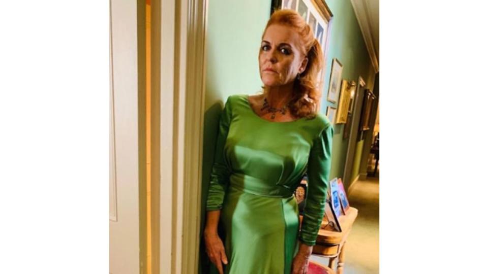 sarah ferguson green dress twitter