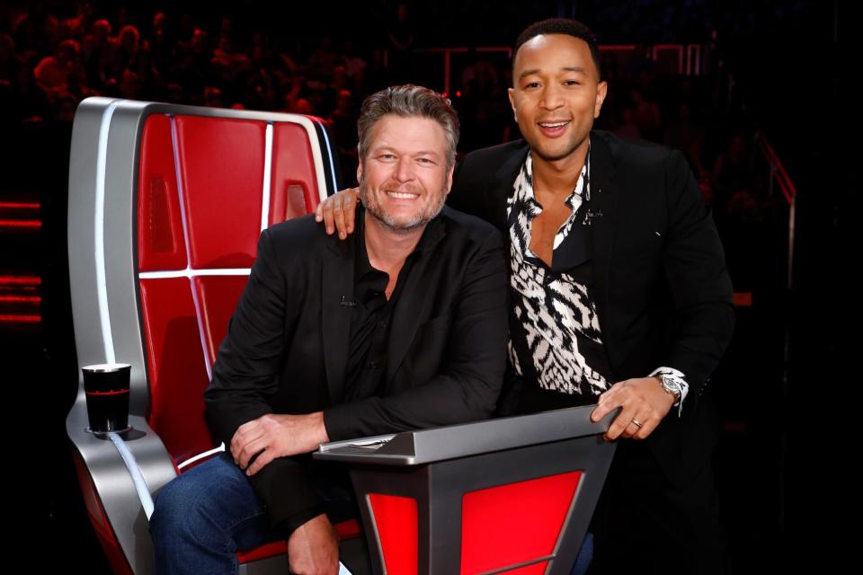 THE VOICE -- "Live Top 13 Performances" Episode 1716A -- Pictured: (l-r) Blake Shelton, John Legend -- (Photo by: Trae Patton/NBC/NBCU Photo Bank via Getty Images)