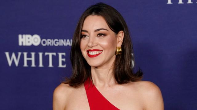 Aubrey Plaza 'annoyed' during 'White Lotus' SAGs speech – New York