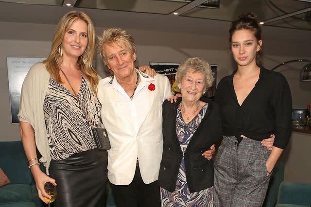 <p>David M. Benett/Dave Benett/Getty</p> From left: Jenny Lancaster, Sir Rod Stewart, sister Mary Stewart and daughter Renee Stewart in April 2018