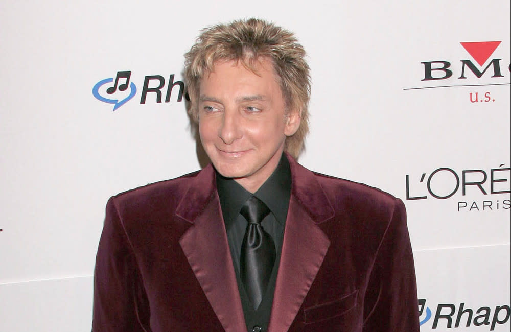 Barry Manilow has a granddaughter credit:Bang Showbiz