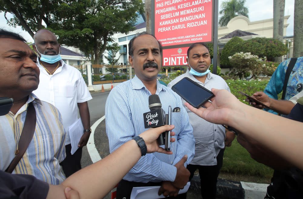 Dr Jayabalan Valliapan, from Persatuan Ajaran Guru Arunagirinathan Ipoh, speaks to the press in front of the State Secretariat Building in Ipoh July 8, 2020. — Picture by Farhan Naijb