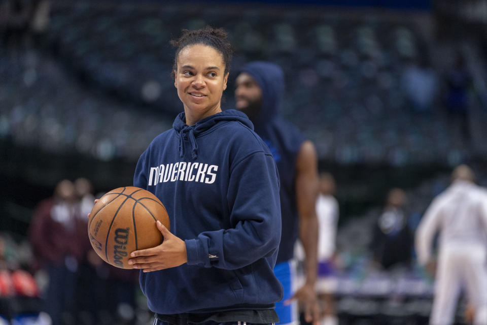 Kristi Toliver is a Dallas Mavericks assistant coach while still playing in the WNBA. (Jerome Miron/USA TODAY Sports)