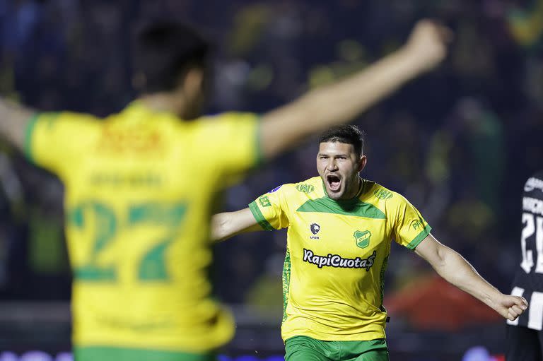 Defensa y Justicia todavía no ganó en la Copa de la Liga y acumula tres empates