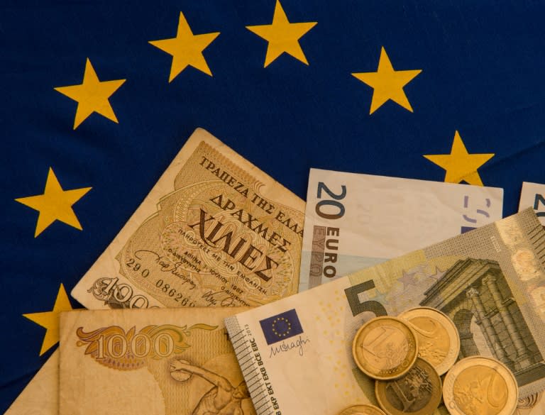 Drachma bills and euros