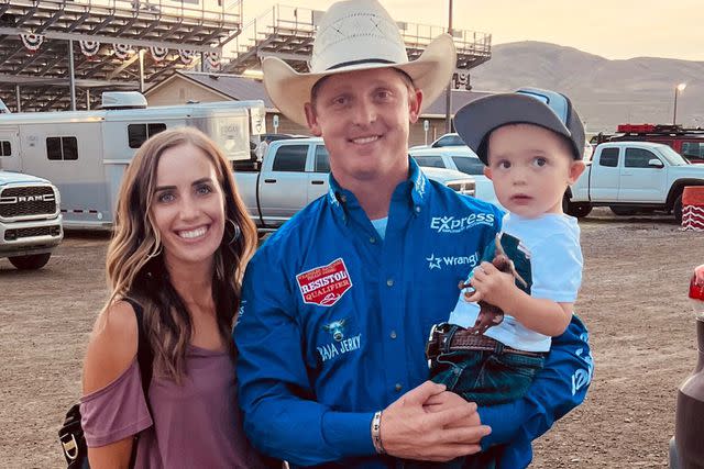 <p>Facebook</p> Kallie Wright and Spencer Wright with their son Levi
