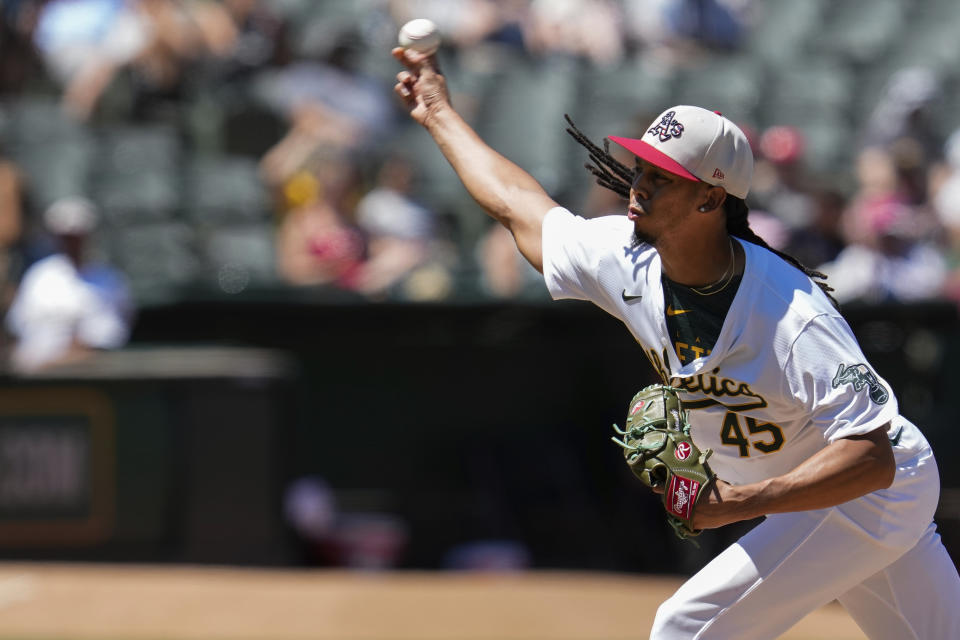 Oakland Athletics pitcher Osvaldo Bido throws to a Los Angeles Angels batter during the sixth inning of a baseball game Thursday, July 4, 2024, in Oakland, Calif. (AP Photo/Godofredo A. Vásquez)