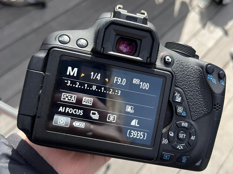 A photo of manual settings on a Canon Rebel T5i