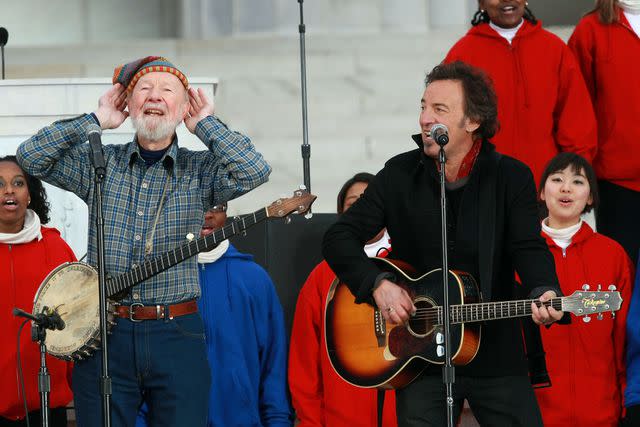 Photo by Justin Sullivan / Getty Images Pete Seeger and Bruce Springsteen perform at Barack Obama's Inaugural celebration in 2009