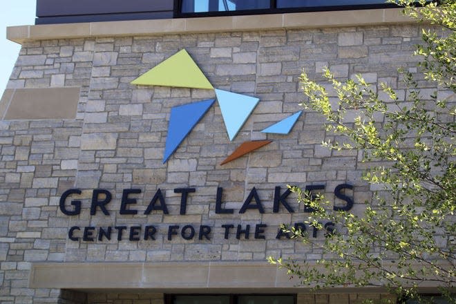 The Great Lakes Center for the Arts is shown.