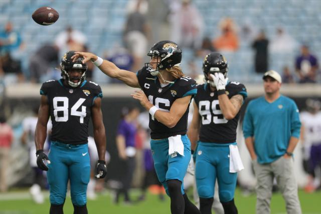 Jacksonville Jaguars tight end Chris Manhertz (84) walks off the