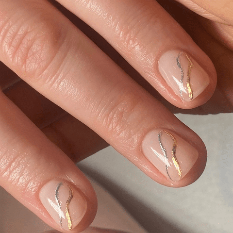 <p><a href="https://www.instagram.com/paintboxnails/" data-component="link" data-source="inlineLink" data-type="externalLink" data-ordinal="1">@paintboxnails</a>/Instagram</p>