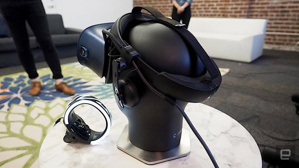 HTC Vive Cosmos