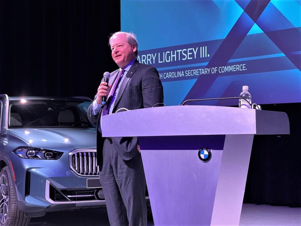 South Carolina Commerce Secretary Harry Lightsey III addresses business leaders at BMW's Zentrum, Tuesday.