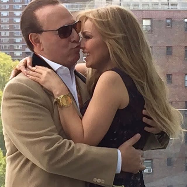 Tommy Mottolla sorprendió a Thalía con un tremendo regaló en el Día de la Madre. <a href="https://www.instagram.com/thalia/?hl=en" rel="nofollow noopener" target="_blank" data-ylk="slk:Foto: Thalía/Instagram;elm:context_link;itc:0;sec:content-canvas" class="link ">Foto: Thalía/Instagram</a>