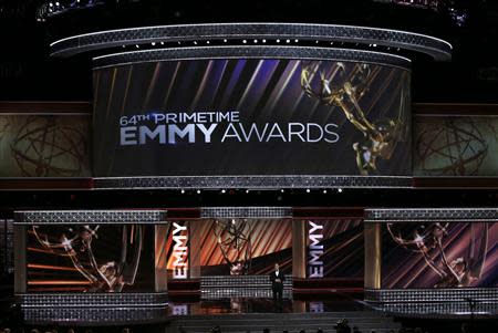 Host Jimmy Kimmel opens the show at the 64th Primetime Emmy Awards in Los Angeles, in this September 23, 2012 file photo. REUTERS/Lucy Nicholson/Files