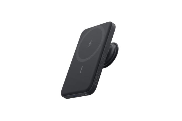 La batería inalámbrica con MagSafe de Apple vuelve de oferta: un accesorio  para iPhone muy compacto y con gran autonomía