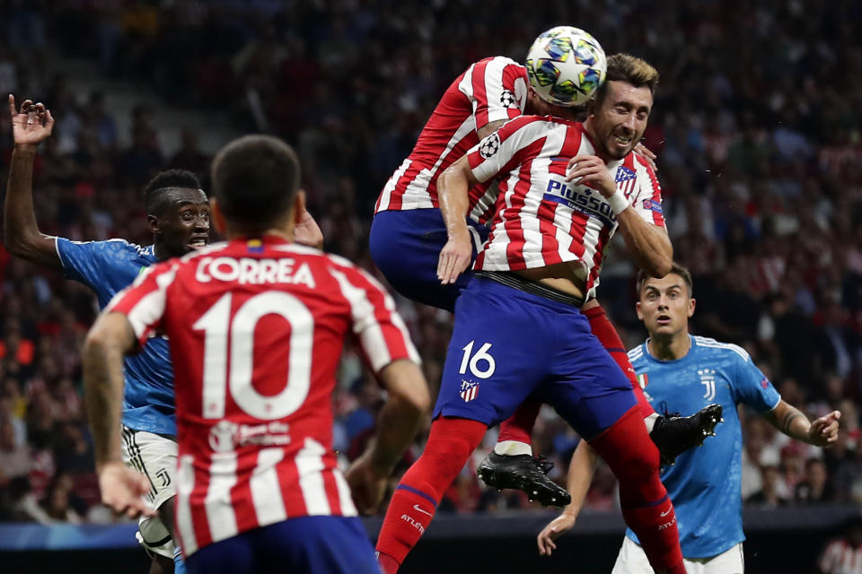 Atletico Madrid's Hector Herrera scores his side's 2nd goal during the Champions League Group D soccer match between Atletico Madrid and Juventus at Wanda Metropolitano stadium in Madrid, Spain, Wednesday, Sept. 18, 2019. (AP Photo/Manu Fernandez)