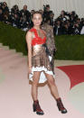 <p>Dos meses antes debutó en la Met Gala con un minivestido asimétrico de Louis Vuitton que le sentaba de maravilla. (Foto: Gtres). </p>